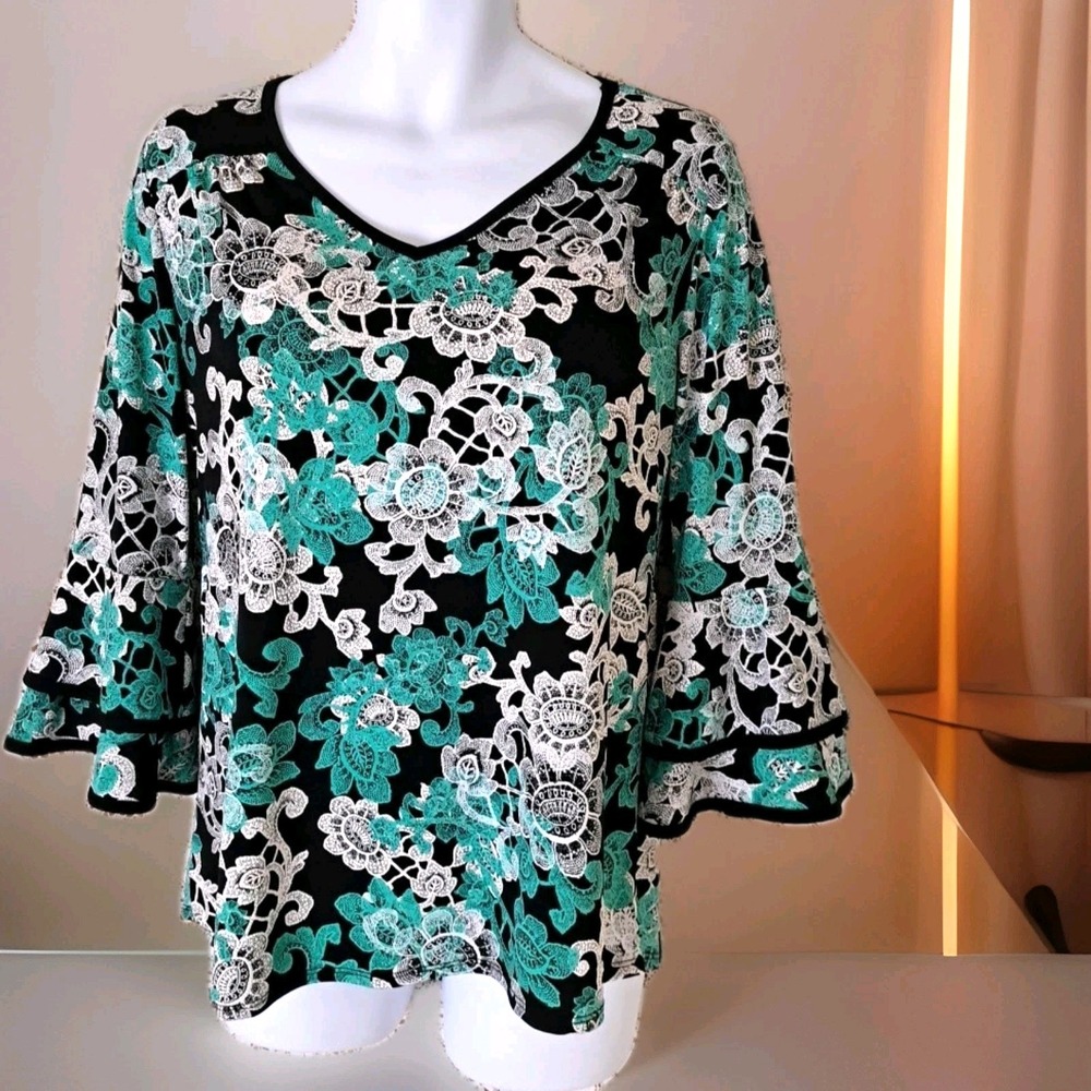 Established 1946 Popover Top M Teal Floral 3/4 Bell Sleeve V-neck Career Stretch
